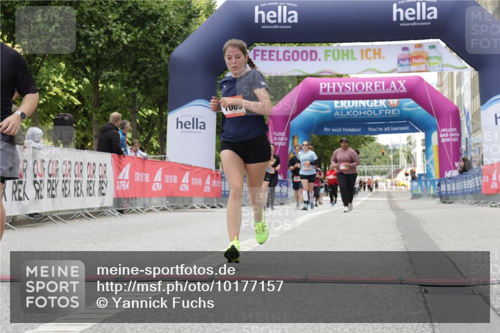 06.09.2026 - CURREX Alsterlauf Yannick Fuchs http://msf.ph/oto/10177157 06.09.2026 12:02:41 Ziel 1005, 1017, 1019, 8267 meine-sportfotos.de