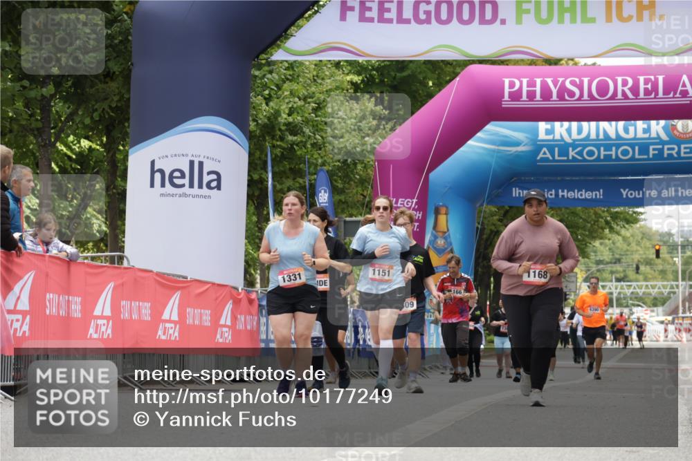 06.09.2026 - CURREX Alsterlauf Yannick Fuchs http://msf.ph/oto/10177249 06.09.2026 12:02:44 Ziel 1005, 8267 meine-sportfotos.de
