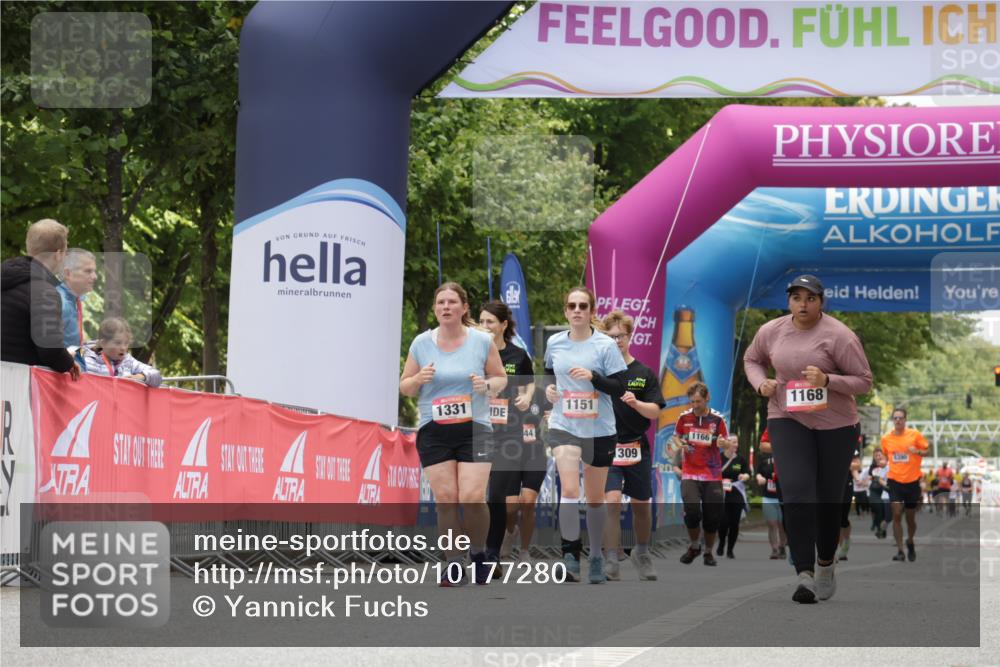 06.09.2026 - CURREX Alsterlauf Yannick Fuchs http://msf.ph/oto/10177280 06.09.2026 12:02:44 Ziel 1005, 8267 meine-sportfotos.de
