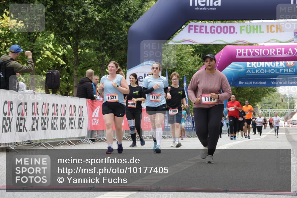 06.09.2026 - CURREX Alsterlauf Yannick Fuchs http://msf.ph/oto/10177405 06.09.2026 12:02:49 Ziel 1005, 1168, 8267 meine-sportfotos.de