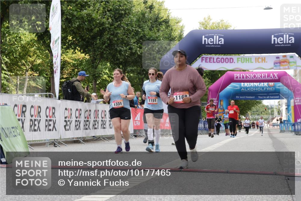 06.09.2026 - CURREX Alsterlauf Yannick Fuchs http://msf.ph/oto/10177465 06.09.2026 12:02:52 Ziel 1144, 1151, 1168, 1331 meine-sportfotos.de