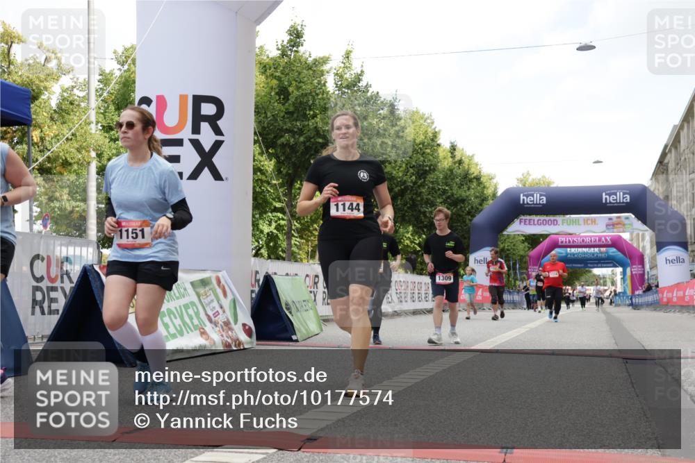 06.09.2026 - CURREX Alsterlauf Yannick Fuchs http://msf.ph/oto/10177574 06.09.2026 12:02:57 Ziel 1144, 1151, 1168, 1214, 1309, 1331 meine-sportfotos.de