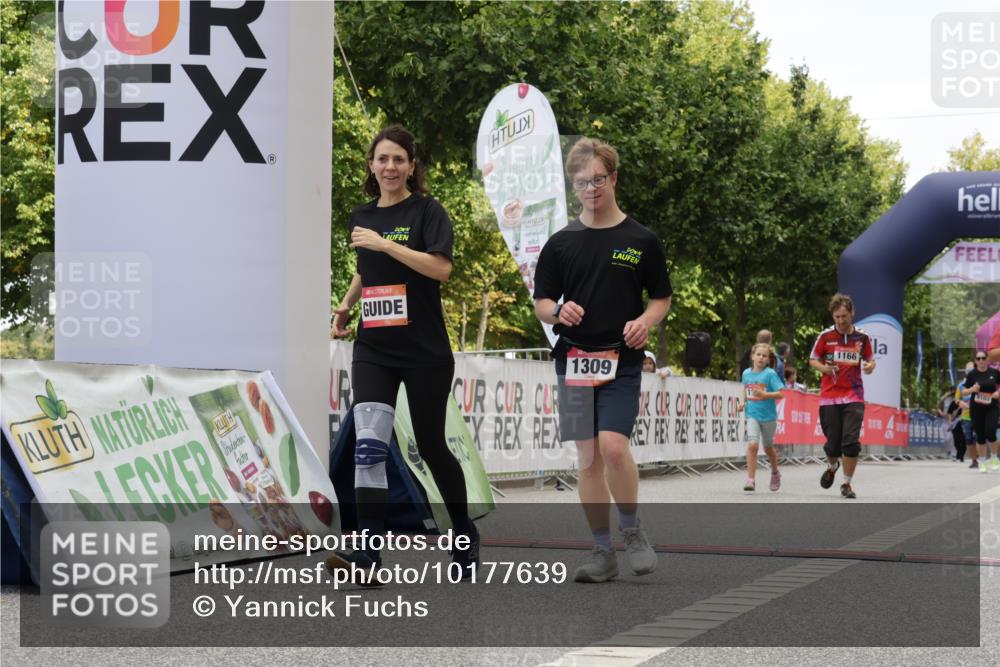 06.09.2026 - CURREX Alsterlauf Yannick Fuchs http://msf.ph/oto/10177639 06.09.2026 12:02:59 Ziel 1144, 1151, 1166, 1167, 1168, 1214, 1309, 1331 meine-sportfotos.de