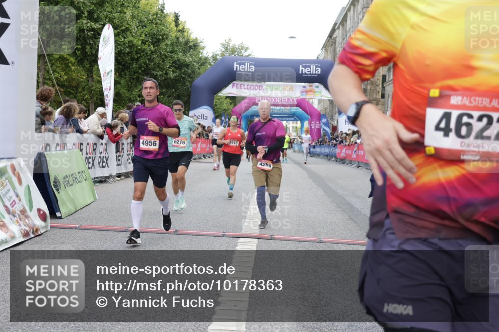 06.09.2026 - CURREX Alsterlauf Yannick Fuchs http://msf.ph/oto/10178363 06.09.2026 09:55:11 Ziel 2348, 2499, 2502, 2908, 4266, 4615, 4622, 4686, 4765, 4956, 5721, 6216 meine-sportfotos.de