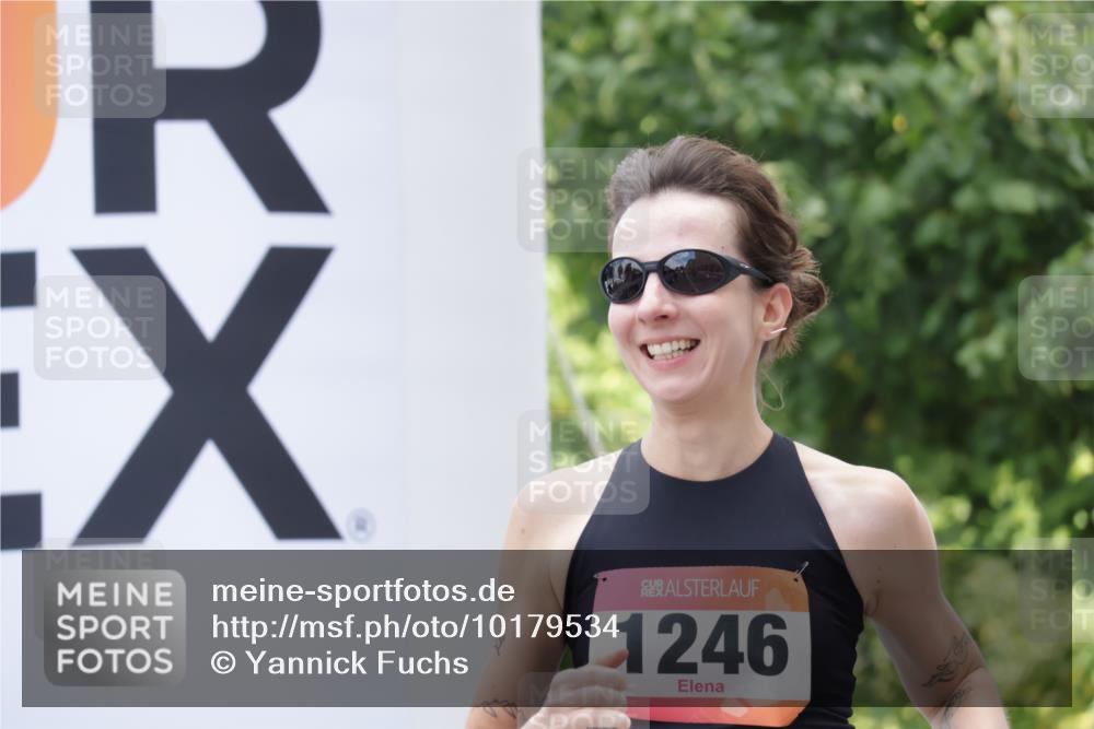 06.09.2026 - CURREX Alsterlauf Yannick Fuchs http://msf.ph/oto/10179534 06.09.2026 12:04:05 Ziel 1142, 1188, 1246 meine-sportfotos.de