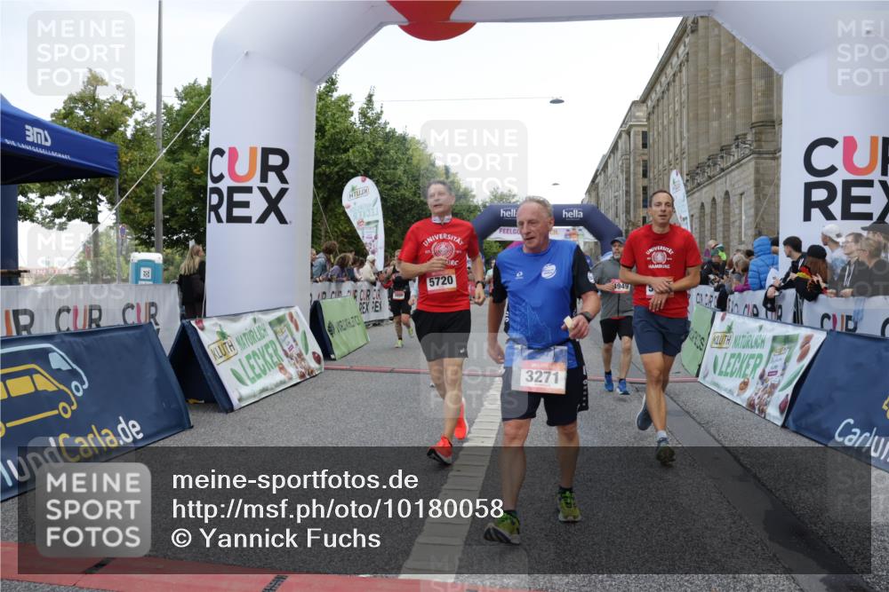 06.09.2026 - CURREX Alsterlauf Yannick Fuchs http://msf.ph/oto/10180058 06.09.2026 09:55:33 Ziel 2232, 2308, 2420, 2854, 2874, 3271, 3550, 4688, 4827, 4949, 5531, 5720, 6367 meine-sportfotos.de