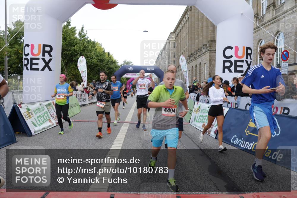 06.09.2026 - CURREX Alsterlauf Yannick Fuchs http://msf.ph/oto/10180783 06.09.2026 09:55:42 Ziel 2117, 2420, 2479, 2854, 2874, 3051, 3304, 3481, 3550, 3799, 3903, 3929, 4284, 4404, 4827, 4955, 4962, 5488, 6034, 6479, 8027, 8204 meine-sportfotos.de