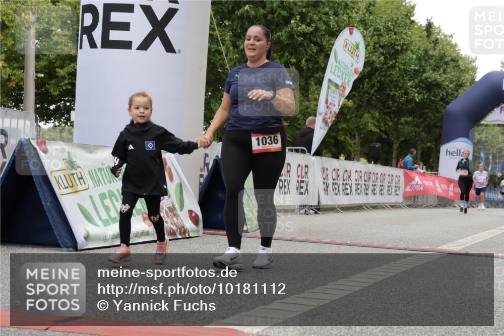 06.09.2026 - CURREX Alsterlauf Yannick Fuchs http://msf.ph/oto/10181112 06.09.2026 12:04:53 Ziel 1036, 1199 meine-sportfotos.de