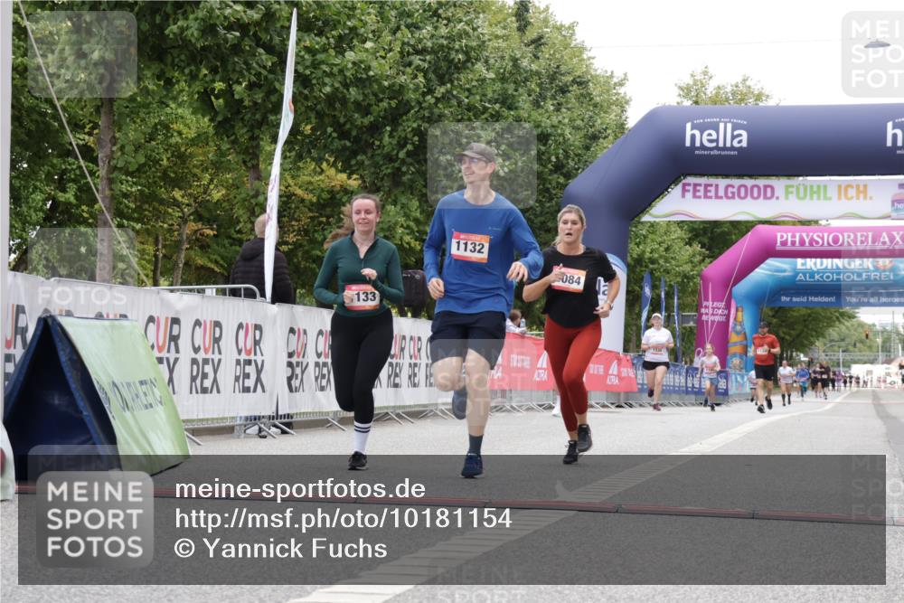 06.09.2026 - CURREX Alsterlauf Yannick Fuchs http://msf.ph/oto/10181154 06.09.2026 12:04:57 Ziel 1036, 1084, 1199 meine-sportfotos.de