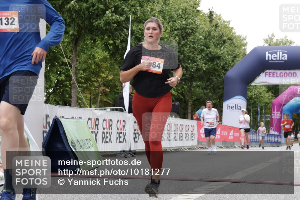 06.09.2026 - CURREX Alsterlauf Yannick Fuchs http://msf.ph/oto/10181277 06.09.2026 12:04:59 Ziel 1036, 1084 meine-sportfotos.de