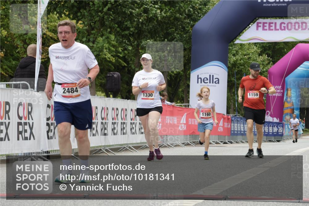 06.09.2026 - CURREX Alsterlauf Yannick Fuchs http://msf.ph/oto/10181341 06.09.2026 12:05:04 Ziel 1084, 1159, 1160, 1330, 2484 meine-sportfotos.de