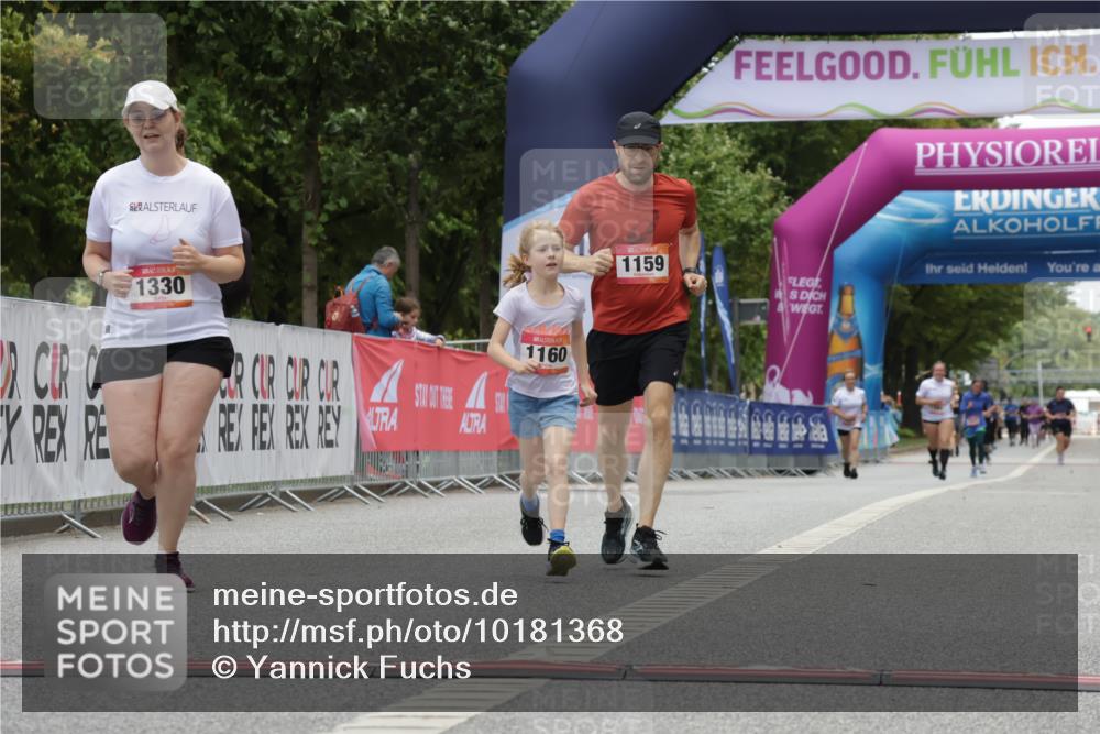 06.09.2026 - CURREX Alsterlauf Yannick Fuchs http://msf.ph/oto/10181368 06.09.2026 12:05:05 Ziel 1084, 1159, 1160, 1330, 2484 meine-sportfotos.de