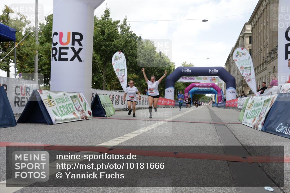 06.09.2026 - CURREX Alsterlauf Yannick Fuchs http://msf.ph/oto/10181666 06.09.2026 12:05:21 Ziel 1089, 1090, 1347 meine-sportfotos.de