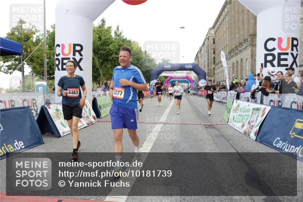 06.09.2026 - CURREX Alsterlauf Yannick Fuchs http://msf.ph/oto/10181739 06.09.2026 09:55:54 Ziel 2239, 2277, 3902, 3903, 4190, 4434, 4463, 4627, 4865, 4961, 5484, 5488, 6400, 8086, 8259 meine-sportfotos.de