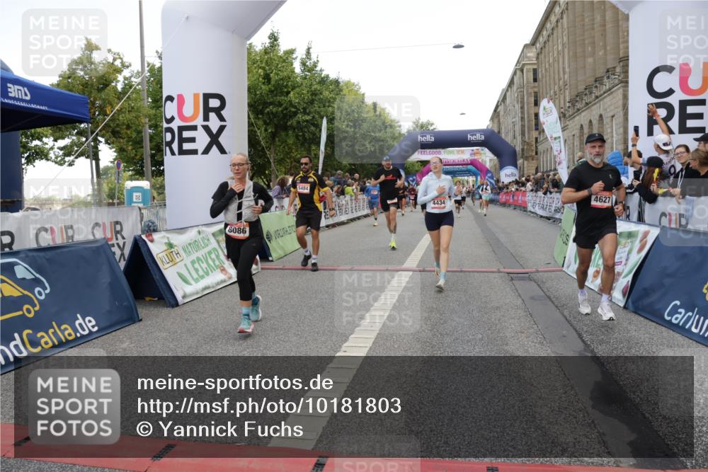 06.09.2026 - CURREX Alsterlauf Yannick Fuchs http://msf.ph/oto/10181803 06.09.2026 09:55:56 Ziel 2239, 2277, 2372, 4190, 4434, 4463, 4627, 4961, 5021, 5484, 6301, 6400, 8086, 8211, 8259, 8338 meine-sportfotos.de