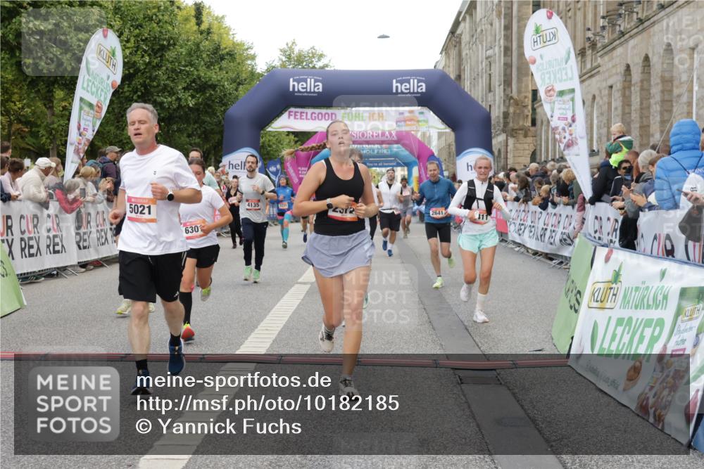 06.09.2026 - CURREX Alsterlauf Yannick Fuchs http://msf.ph/oto/10182185 06.09.2026 09:56:00 Ziel 2239, 2277, 2372, 2516, 2626, 2641, 3411, 3636, 4135, 4262, 4434, 4463, 4627, 5021, 5484, 6032, 6301, 6313, 8086, 8211, 8338 meine-sportfotos.de