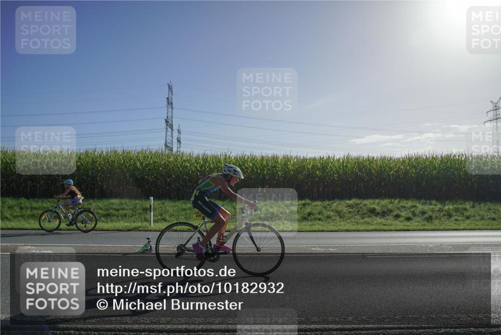 06.09.2026 - 20. Norderstedt Triathlon Michael Burmester http://msf.ph/oto/10182932 06.09.2026 09:37:56 Radfahren 631, 661, 676, 677 meine-sportfotos.de