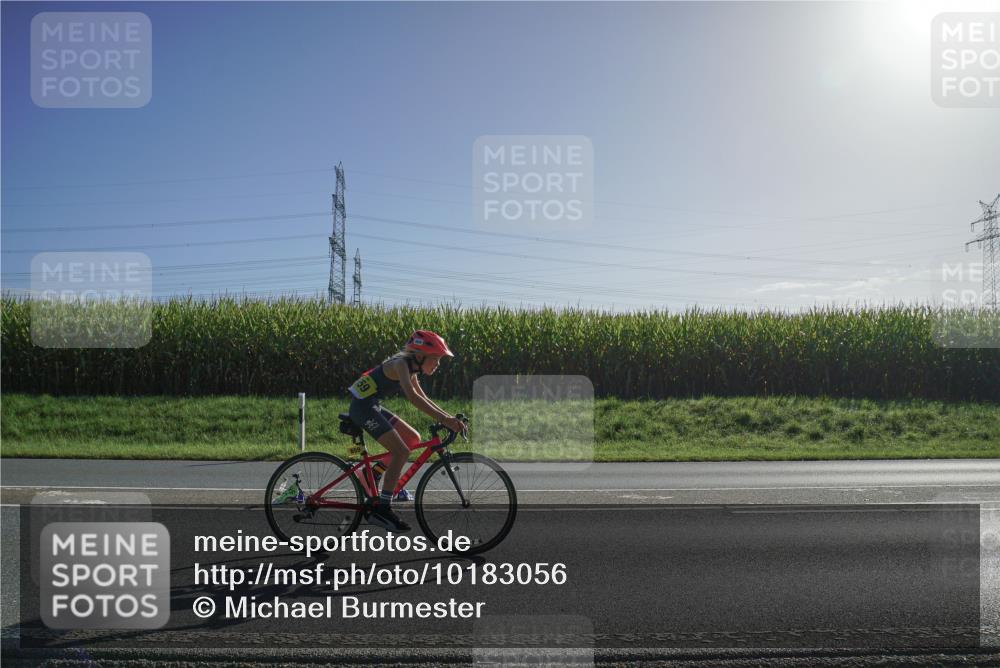 06.09.2026 - 20. Norderstedt Triathlon Michael Burmester http://msf.ph/oto/10183056 06.09.2026 09:39:36 Radfahren 659, 663 meine-sportfotos.de