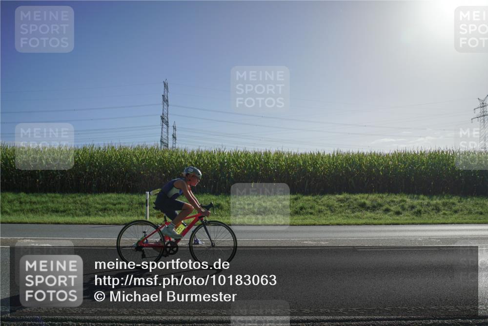 06.09.2026 - 20. Norderstedt Triathlon Michael Burmester http://msf.ph/oto/10183063 06.09.2026 09:39:53 Radfahren 617, 670 meine-sportfotos.de