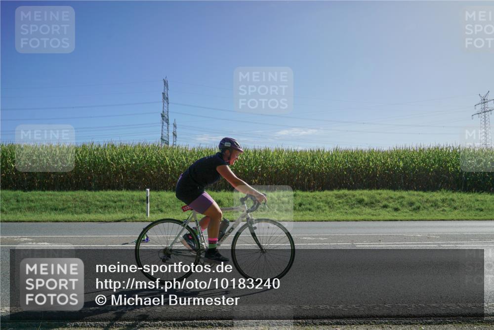 06.09.2026 - 20. Norderstedt Triathlon Michael Burmester http://msf.ph/oto/10183240 06.09.2026 10:30:27 Radfahren 1233 meine-sportfotos.de