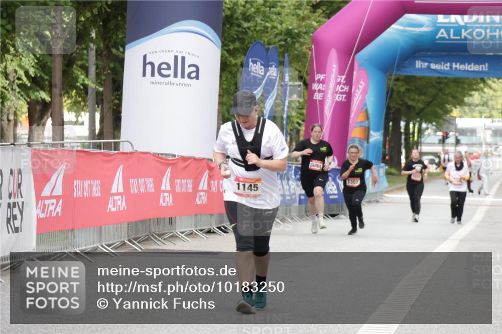 06.09.2026 - CURREX Alsterlauf Yannick Fuchs http://msf.ph/oto/10183250 06.09.2026 12:12:13 Ziel 1134 meine-sportfotos.de