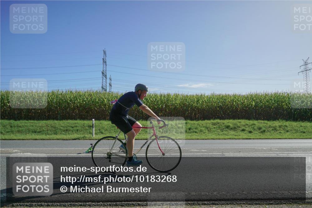 06.09.2026 - 20. Norderstedt Triathlon Michael Burmester http://msf.ph/oto/10183268 06.09.2026 10:32:13 Radfahren 1201, 1226 meine-sportfotos.de
