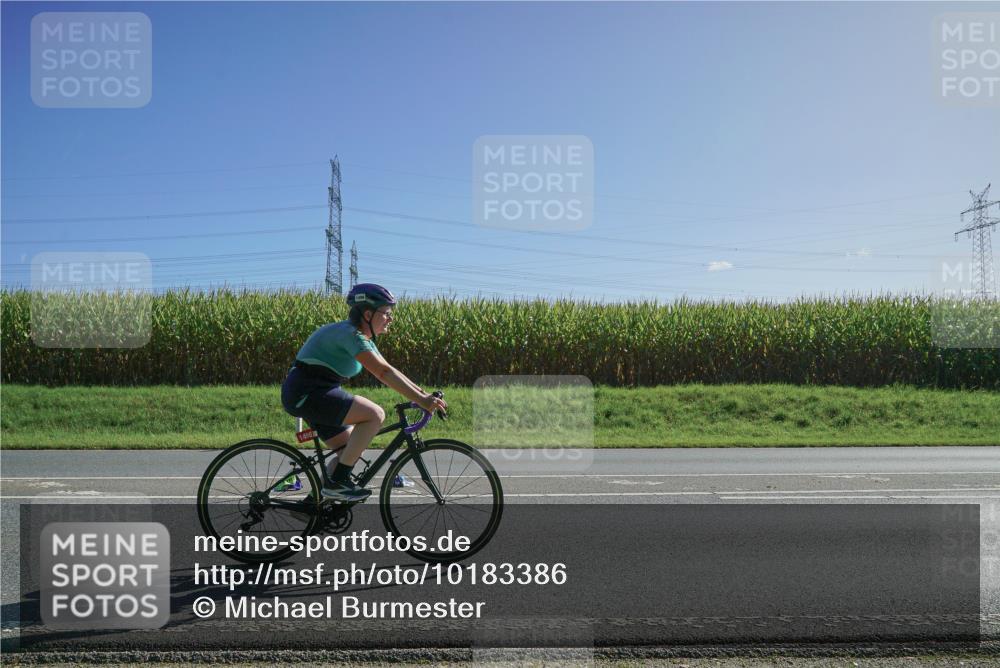 06.09.2026 - 20. Norderstedt Triathlon Michael Burmester http://msf.ph/oto/10183386 06.09.2026 10:35:52 Radfahren 1219, 1496 meine-sportfotos.de