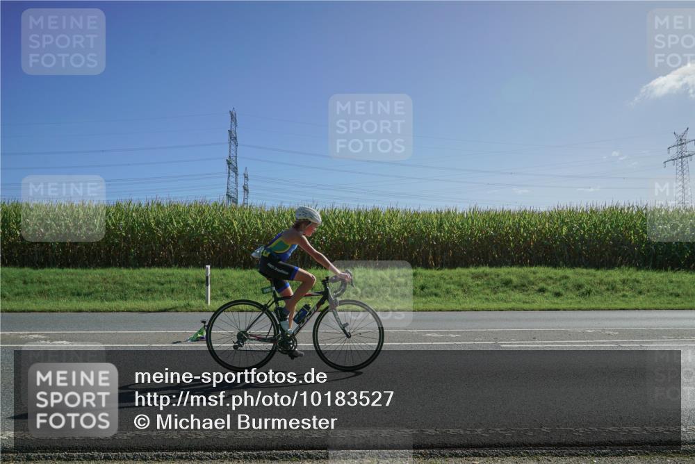 06.09.2026 - 20. Norderstedt Triathlon Michael Burmester http://msf.ph/oto/10183527 06.09.2026 10:40:39 Radfahren 129, 699, 1216 meine-sportfotos.de