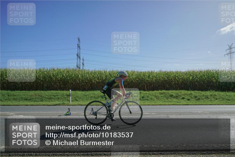 06.09.2026 - 20. Norderstedt Triathlon Michael Burmester http://msf.ph/oto/10183537 06.09.2026 10:40:48 Radfahren 129 meine-sportfotos.de