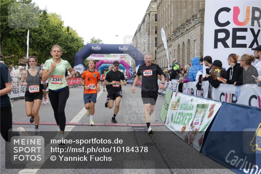 06.09.2026 - CURREX Alsterlauf Yannick Fuchs http://msf.ph/oto/10184378 06.09.2026 09:56:27 Ziel 2188, 2341, 2620, 3577, 4057, 4933, 5332, 5473, 5586, 5807, 5841, 8131, 8134 meine-sportfotos.de