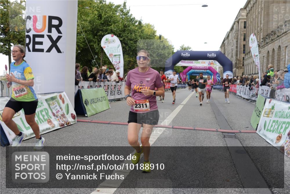 06.09.2026 - CURREX Alsterlauf Yannick Fuchs http://msf.ph/oto/10188910 06.09.2026 09:57:17 Ziel 2056, 2311, 2557, 2900, 3349, 3505, 3622, 3673, 3978, 4870, 5345, 5398, 5565, 6071, 6119, 6279, 6394, 6396, 8093, 8107, 8198 meine-sportfotos.de