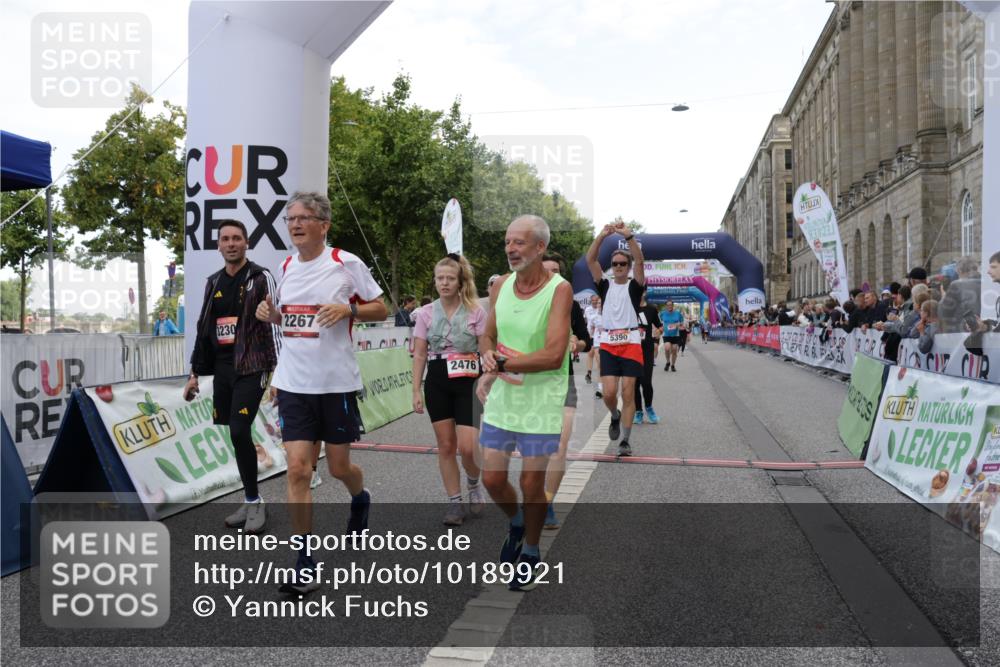 06.09.2026 - CURREX Alsterlauf Yannick Fuchs http://msf.ph/oto/10189921 06.09.2026 10:05:46 Ziel 2047, 2267, 2476, 2659, 3064, 3180, 3230, 3314, 3439, 3457, 4130, 4197, 4198, 4408, 4430, 4538, 4871, 5135, 5137, 5390, 5405, 5406, 5520, 6458 meine-sportfotos.de