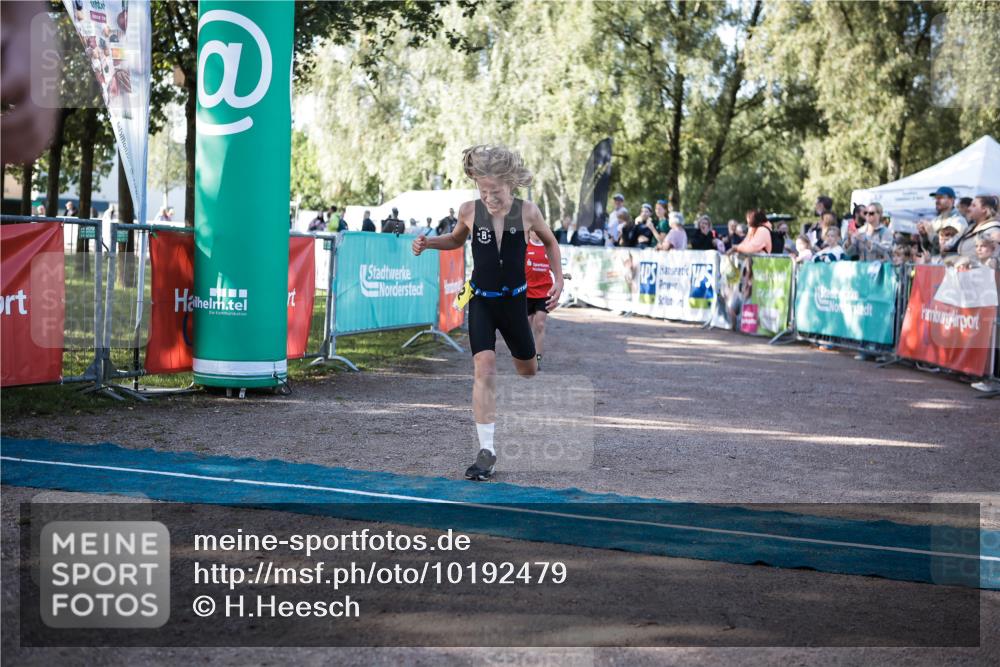 06.09.2026 - 20. Norderstedt Triathlon H.Heesch http://msf.ph/oto/10192479 06.09.2026 09:49:11 Ziel 609, 635, 642, 672, 691 meine-sportfotos.de