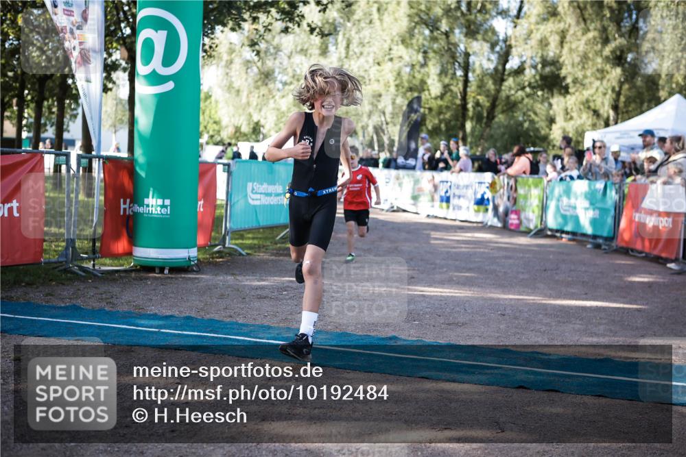 06.09.2026 - 20. Norderstedt Triathlon H.Heesch http://msf.ph/oto/10192484 06.09.2026 09:49:11 Ziel 609, 635, 642, 672, 691 meine-sportfotos.de
