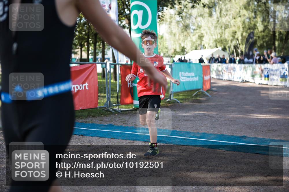 06.09.2026 - 20. Norderstedt Triathlon H.Heesch http://msf.ph/oto/10192501 06.09.2026 09:49:13 Ziel 635, 642, 672, 691 meine-sportfotos.de