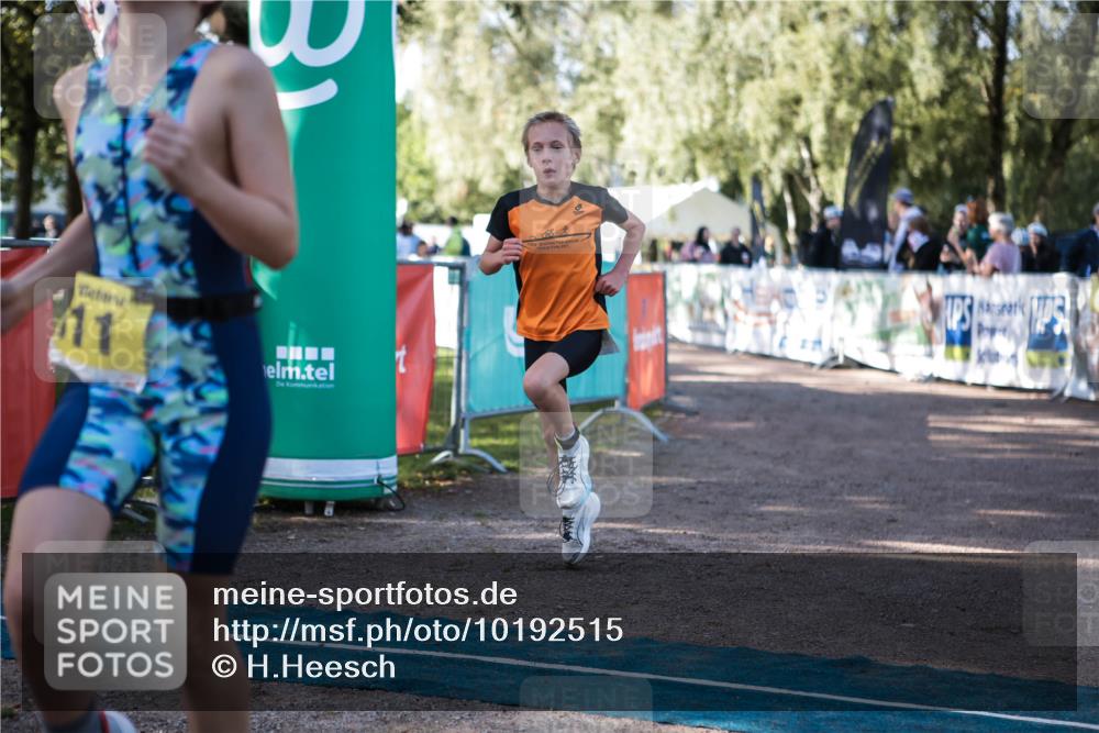06.09.2026 - 20. Norderstedt Triathlon H.Heesch http://msf.ph/oto/10192515 06.09.2026 09:49:21 Ziel 611, 663 meine-sportfotos.de