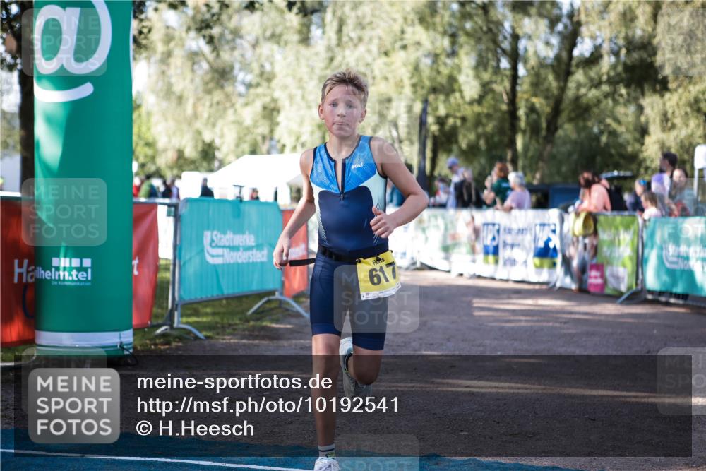 06.09.2026 - 20. Norderstedt Triathlon H.Heesch http://msf.ph/oto/10192541 06.09.2026 09:49:38 Ziel 617 meine-sportfotos.de