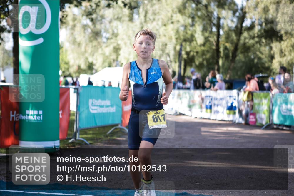 06.09.2026 - 20. Norderstedt Triathlon H.Heesch http://msf.ph/oto/10192543 06.09.2026 09:49:38 Ziel 617 meine-sportfotos.de