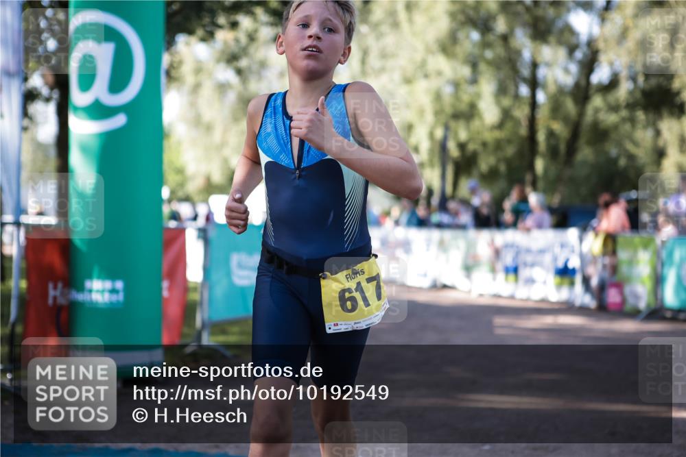 06.09.2026 - 20. Norderstedt Triathlon H.Heesch http://msf.ph/oto/10192549 06.09.2026 09:49:38 Ziel 617 meine-sportfotos.de
