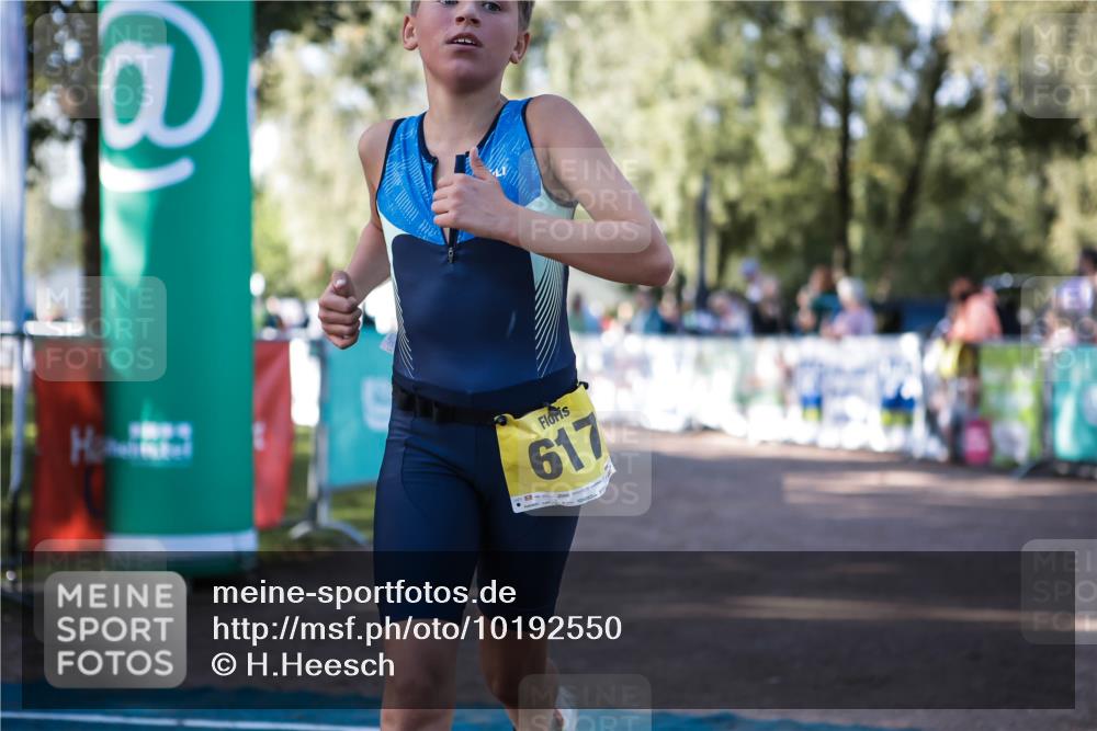 06.09.2026 - 20. Norderstedt Triathlon H.Heesch http://msf.ph/oto/10192550 06.09.2026 09:49:38 Ziel 617 meine-sportfotos.de