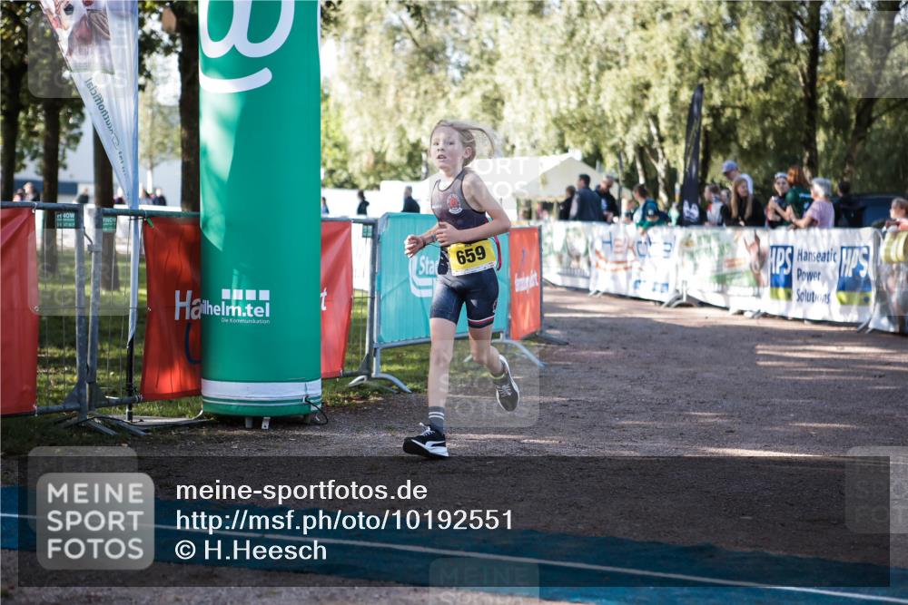 06.09.2026 - 20. Norderstedt Triathlon H.Heesch http://msf.ph/oto/10192551 06.09.2026 09:49:58 Ziel 659 meine-sportfotos.de