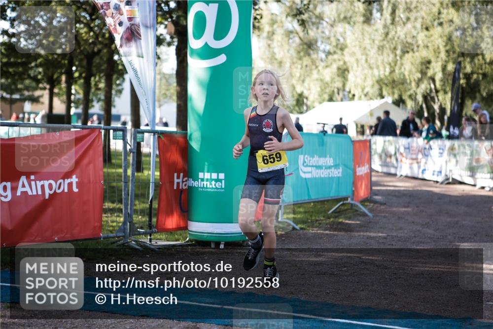 06.09.2026 - 20. Norderstedt Triathlon H.Heesch http://msf.ph/oto/10192558 06.09.2026 09:49:59 Ziel 659 meine-sportfotos.de