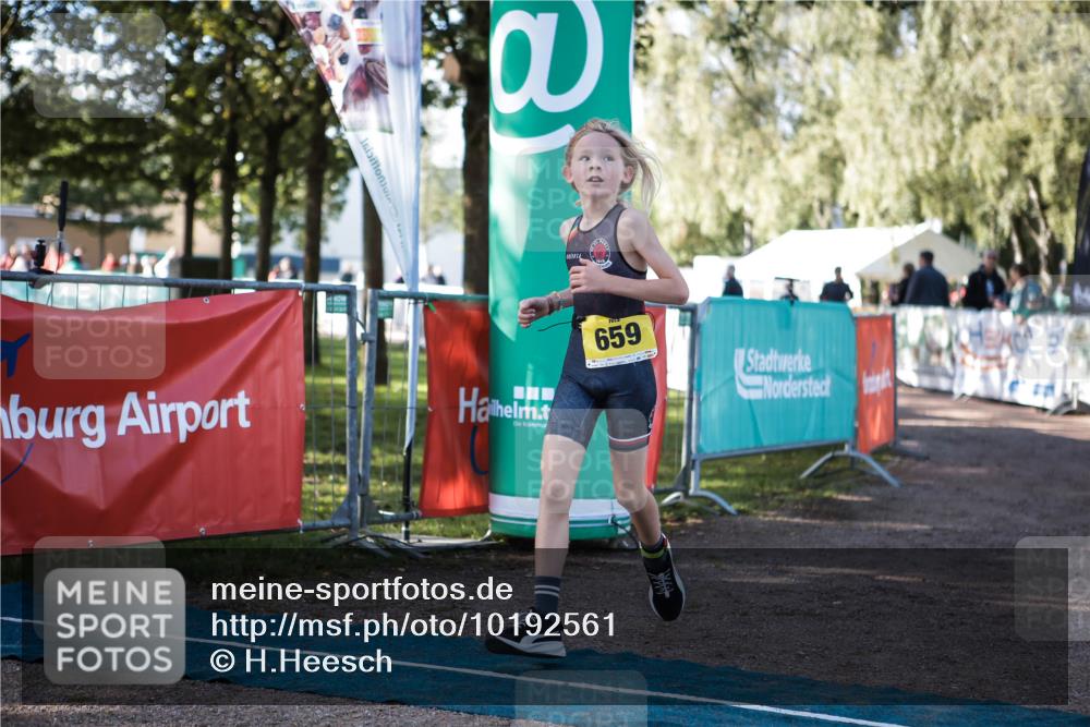 06.09.2026 - 20. Norderstedt Triathlon H.Heesch http://msf.ph/oto/10192561 06.09.2026 09:49:59 Ziel 659 meine-sportfotos.de
