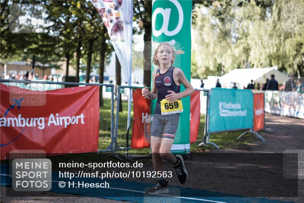 06.09.2026 - 20. Norderstedt Triathlon H.Heesch http://msf.ph/oto/10192563 06.09.2026 09:49:59 Ziel 659 meine-sportfotos.de