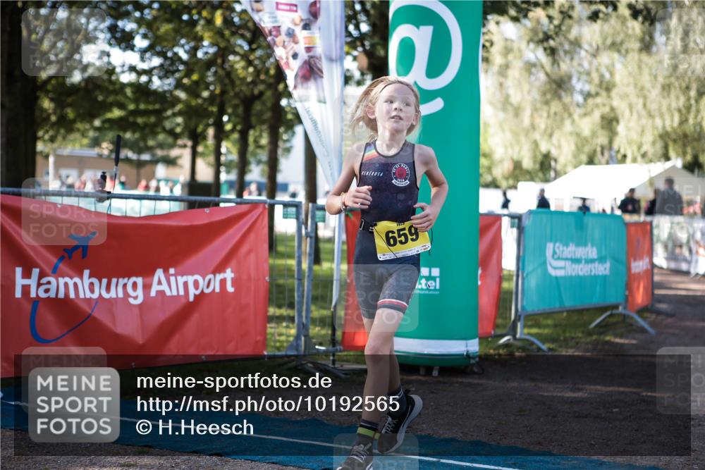 06.09.2026 - 20. Norderstedt Triathlon H.Heesch http://msf.ph/oto/10192565 06.09.2026 09:49:59 Ziel 659 meine-sportfotos.de