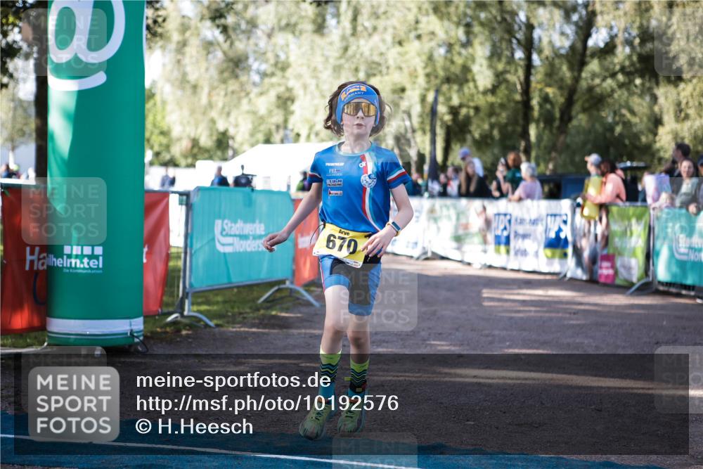 06.09.2026 - 20. Norderstedt Triathlon H.Heesch http://msf.ph/oto/10192576 06.09.2026 09:50:20 Ziel 645, 670 meine-sportfotos.de