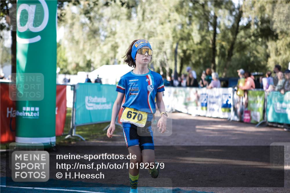 06.09.2026 - 20. Norderstedt Triathlon H.Heesch http://msf.ph/oto/10192579 06.09.2026 09:50:20 Ziel 645, 670 meine-sportfotos.de