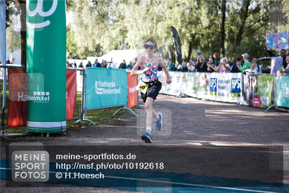 06.09.2026 - 20. Norderstedt Triathlon H.Heesch http://msf.ph/oto/10192618 06.09.2026 09:50:45 Ziel 605, 650, 686 meine-sportfotos.de