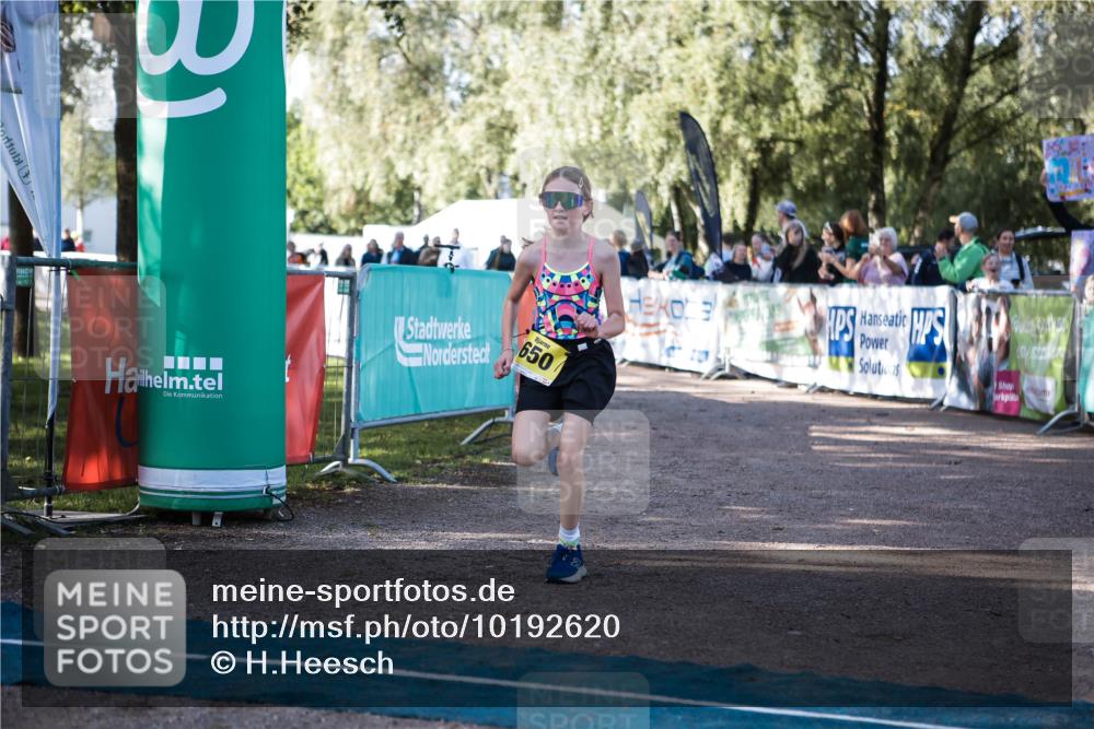 06.09.2026 - 20. Norderstedt Triathlon H.Heesch http://msf.ph/oto/10192620 06.09.2026 09:50:45 Ziel 605, 650, 686 meine-sportfotos.de