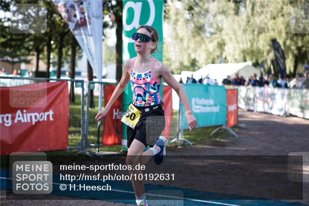 06.09.2026 - 20. Norderstedt Triathlon H.Heesch http://msf.ph/oto/10192631 06.09.2026 09:50:46 Ziel 605, 650, 686 meine-sportfotos.de